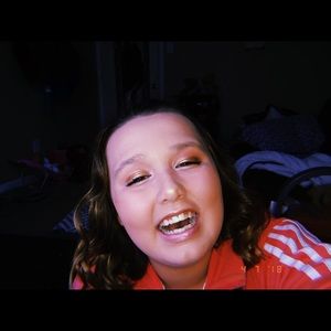 Meet your Posher, Aubrey